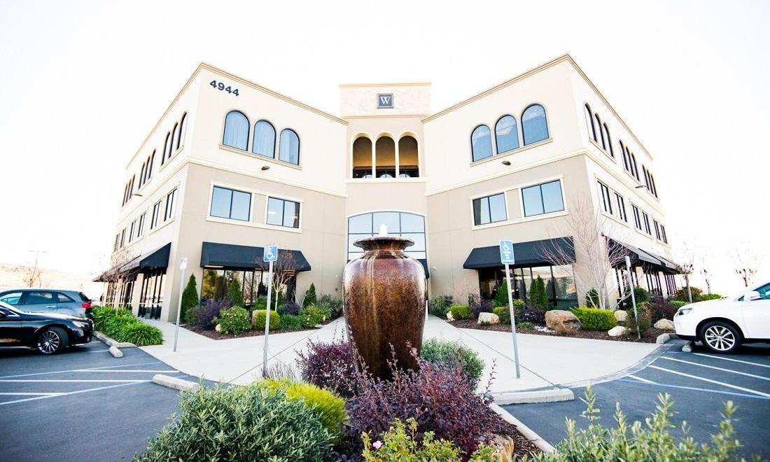 front image of el dorado family dental office